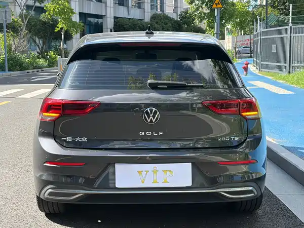Volkswagen Golf 2022