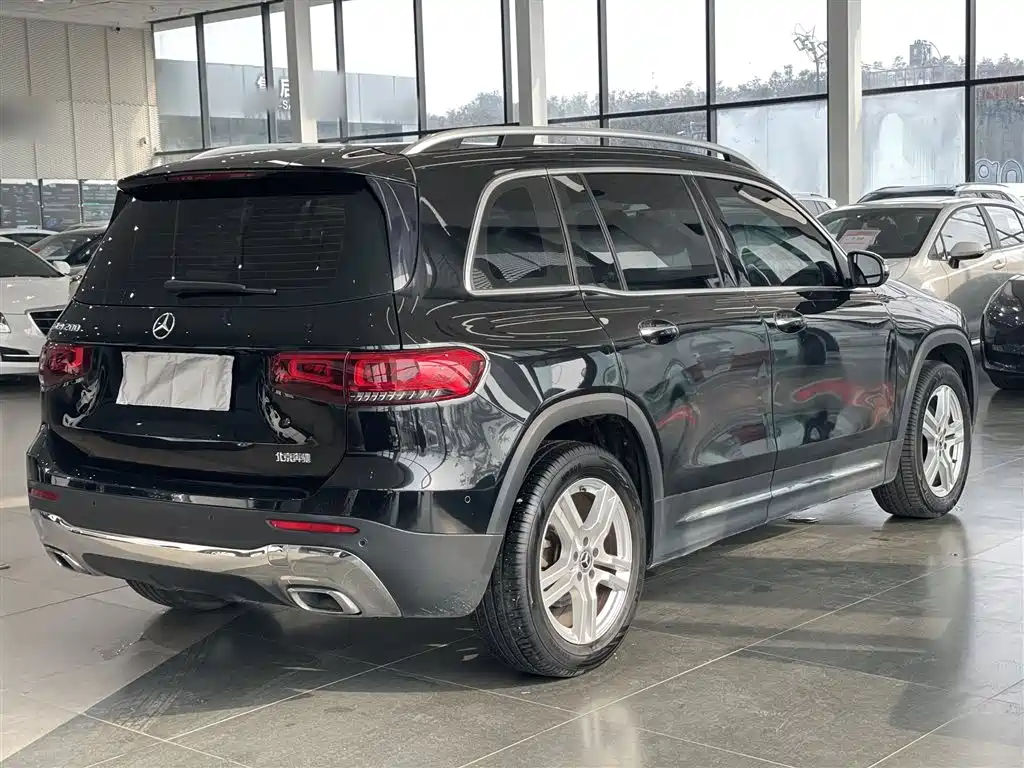 Mercedes-Benz GLB 2021 — фото 27
