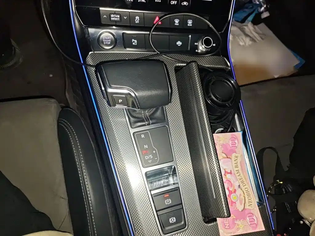 Audi A6L 2020