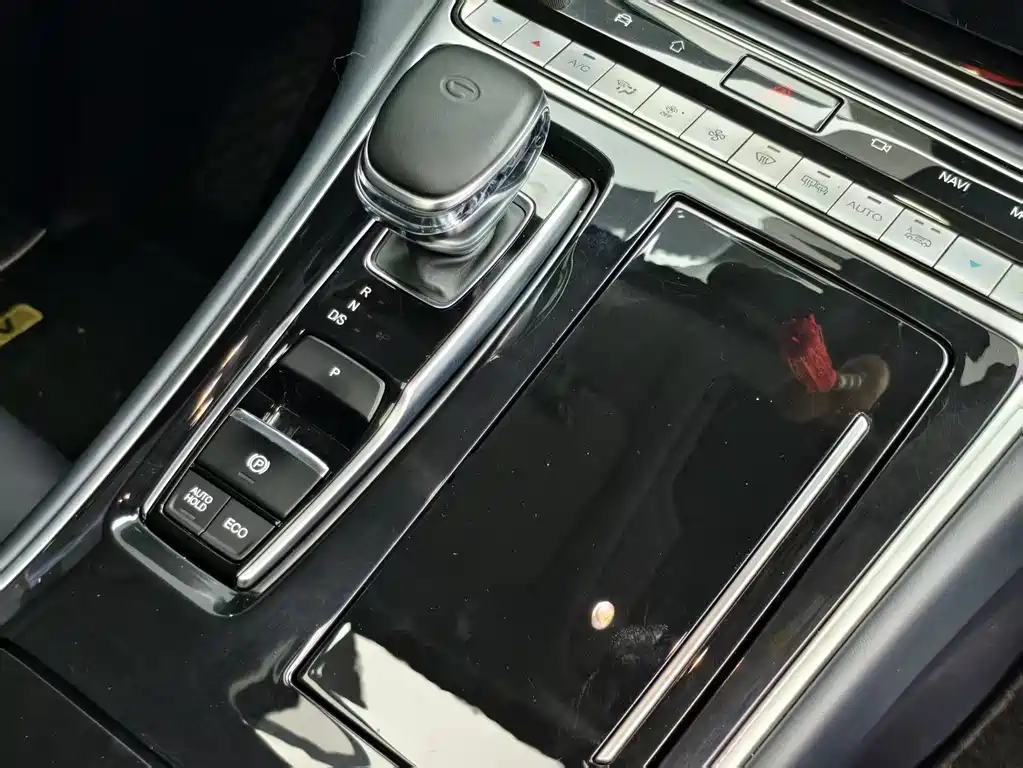 GAC Motor Trumpchi M8 2023 — фото 16