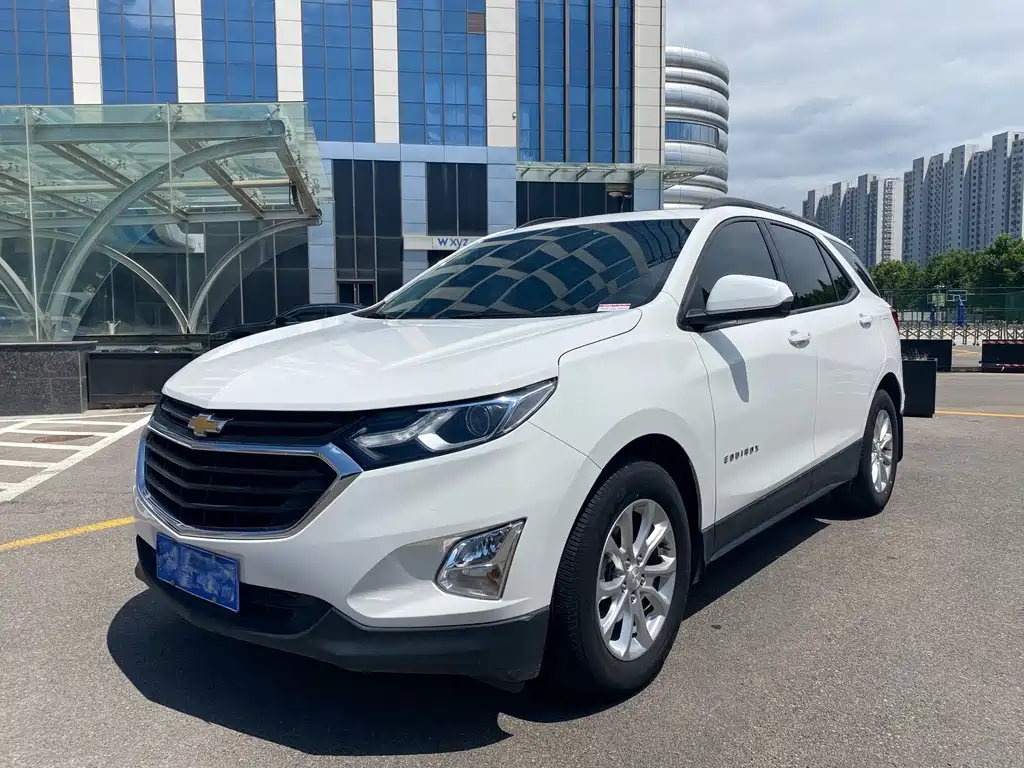 Chevrolet Equinox 2020 — фото 1