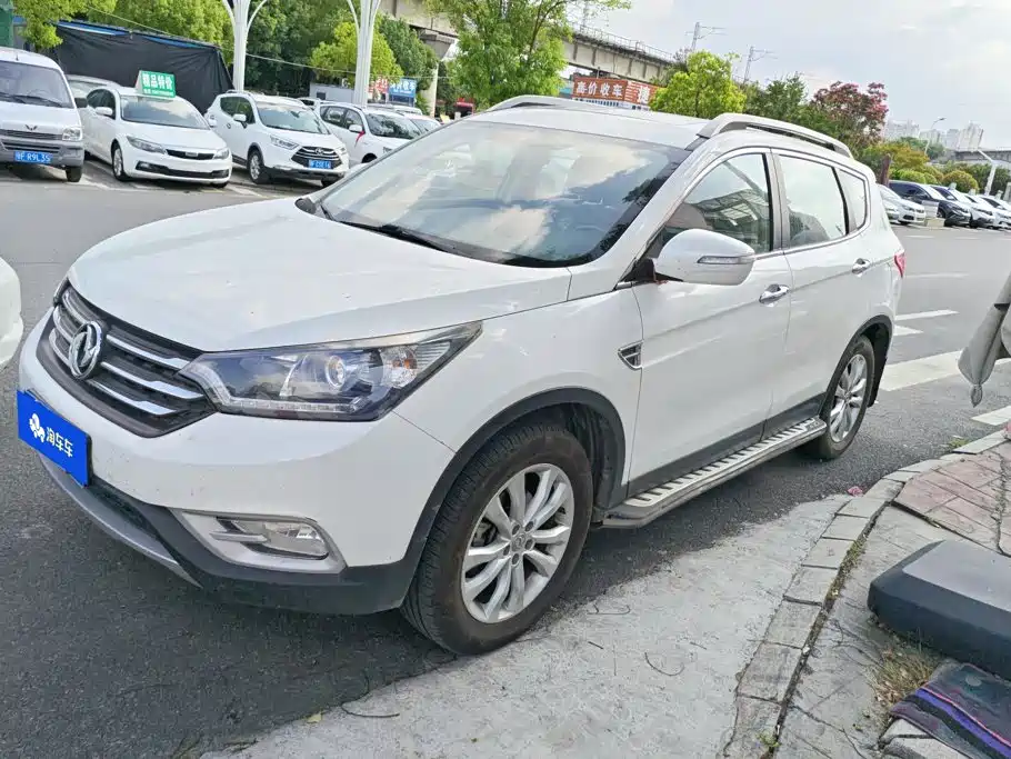 Dongfeng Fengshen AX7 2016 — фото 1