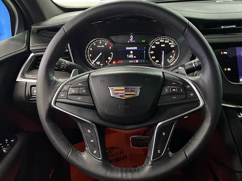 Cadillac XT5 2024 — фото 13