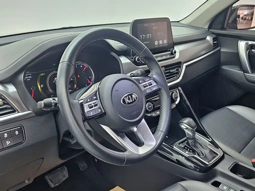 Kia Sportage 2020 — фото 10