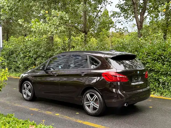 BMW 2 Series Station Wagon 2016