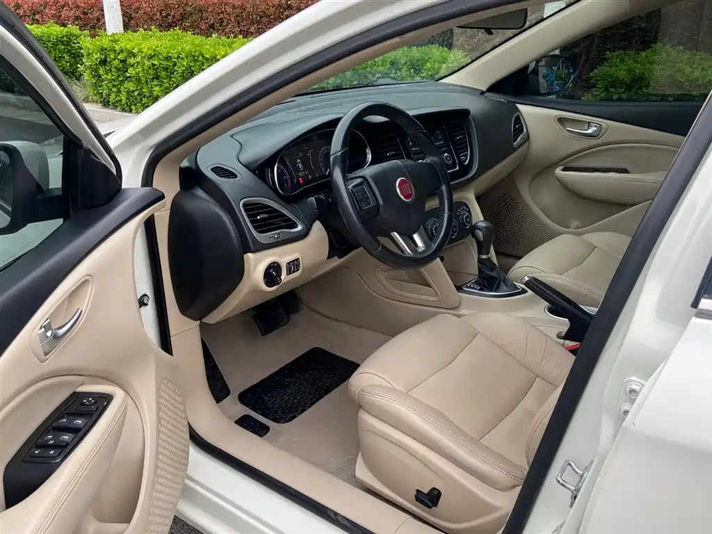 Fiat Viaggio 2014 — фото 4