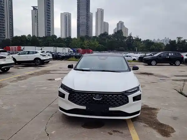 Ford Mondeo 2022