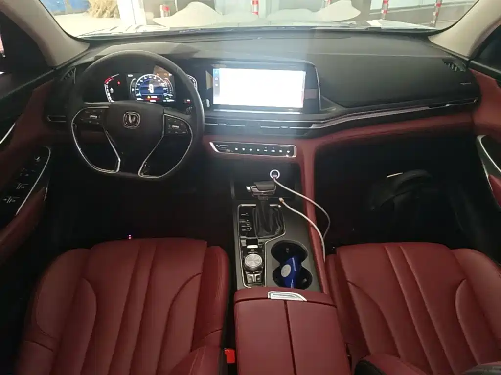 Changan CS75PLUS 2020 — фото 10