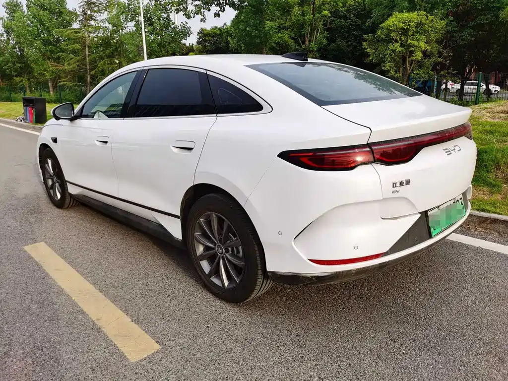 BYD Qin L 2025 — фото 16