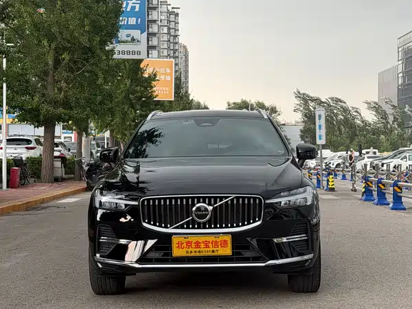 Volvo XC60 2023