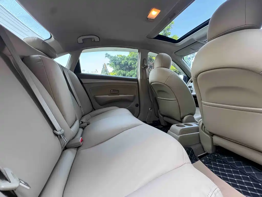 Nissan Sylphy 2018 — фото 7
