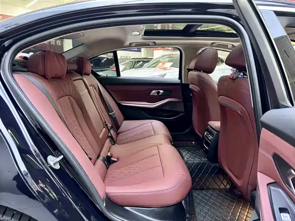 BMW 3 Series 2025