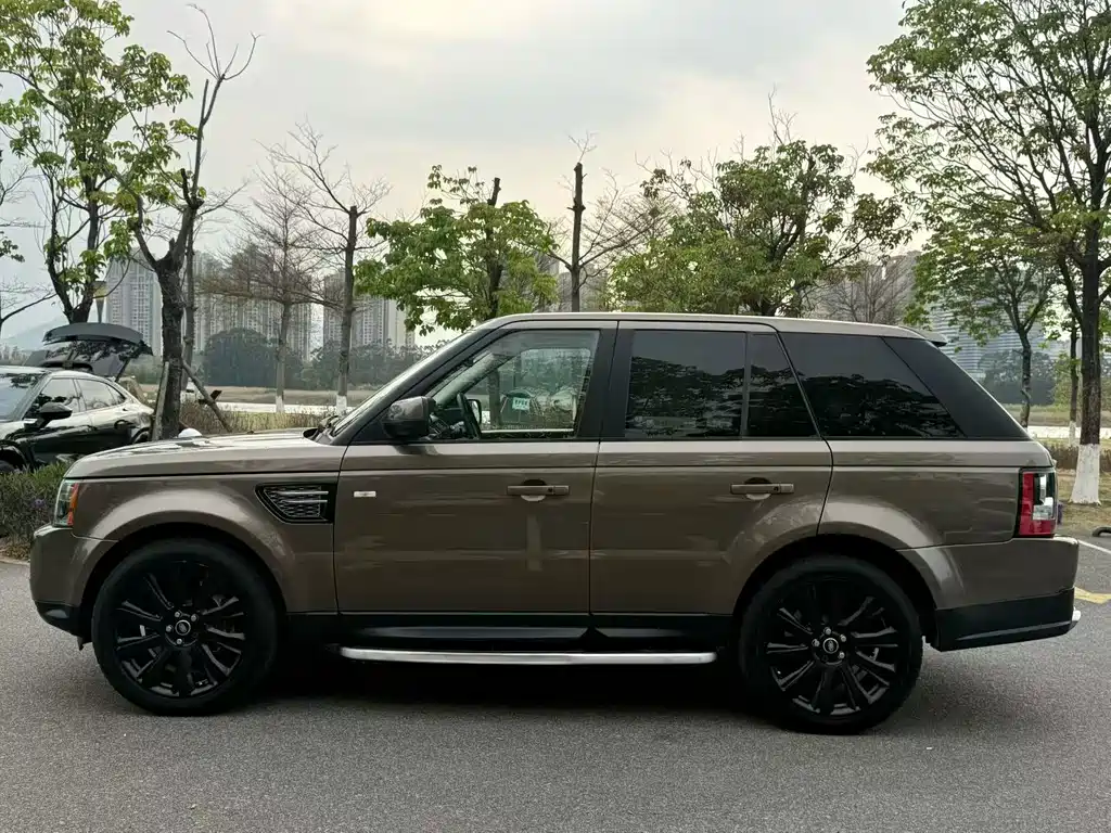 Land Rover Sport 2012