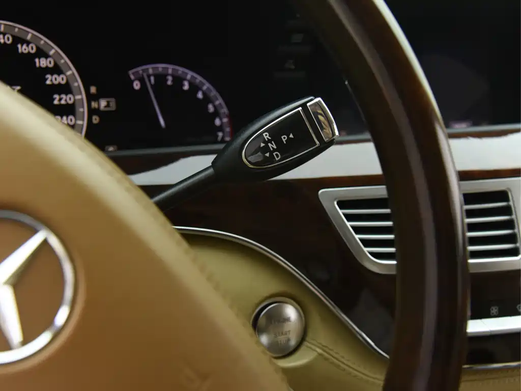 Mercedes-Benz S-Class 2010 — фото 11