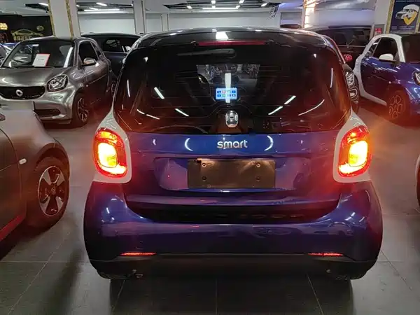 smart fortwo 2019