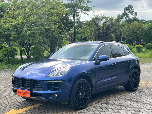 Porsche Macan 2016