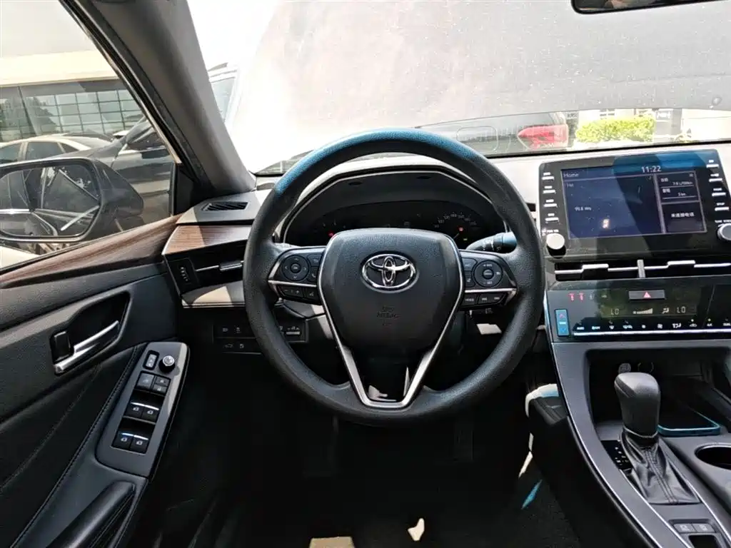 Toyota Avalon 2020 — фото 11
