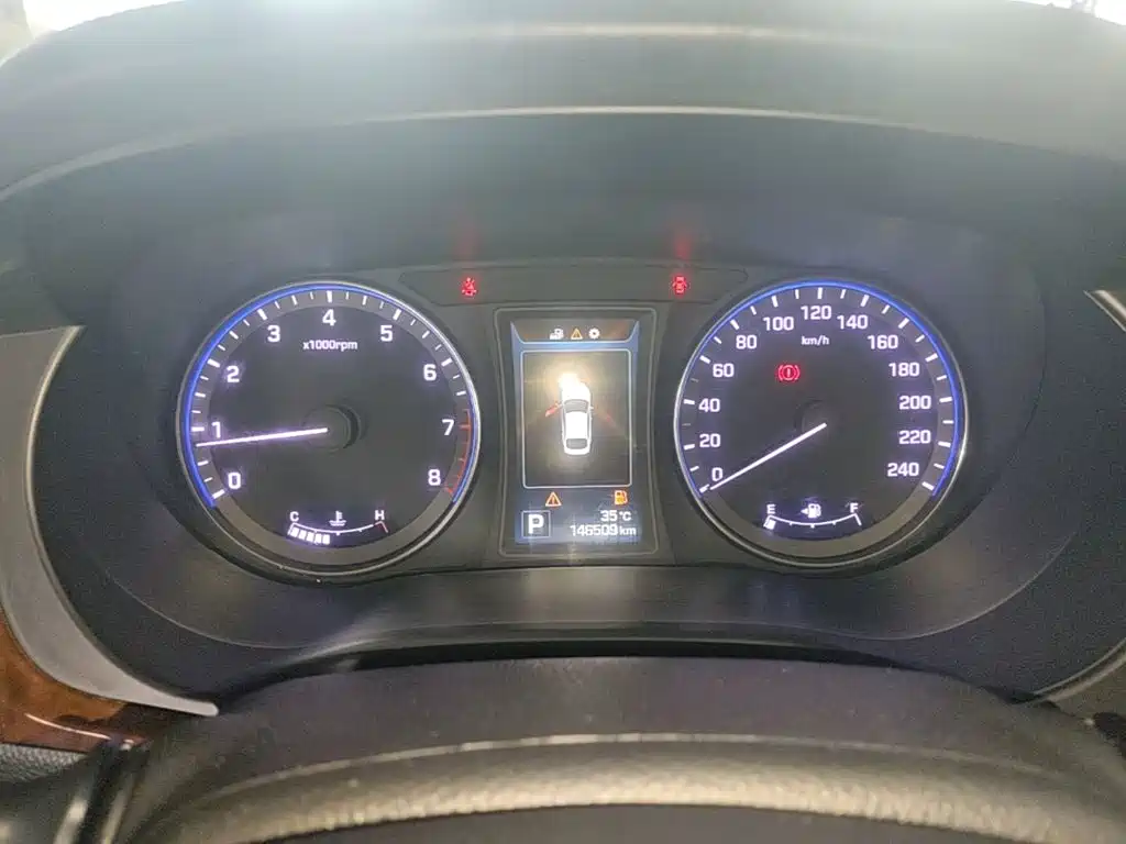 Hyundai Mistra 2016 — фото 12