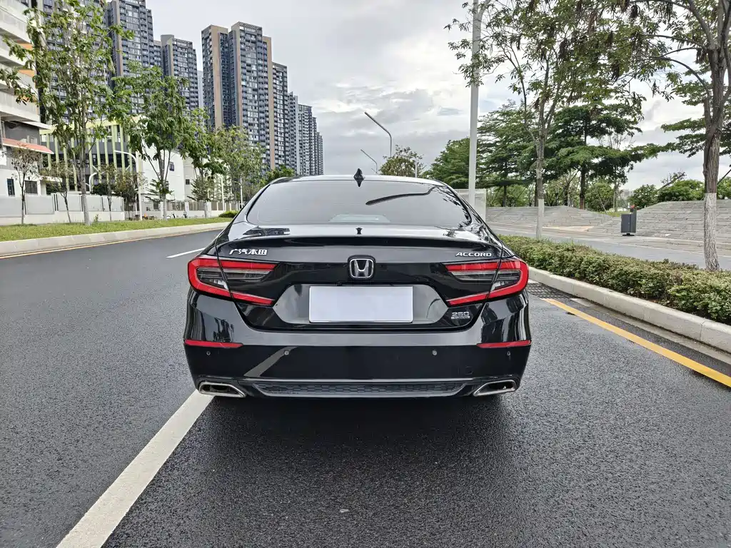 Honda Accord 2023 — фото 8