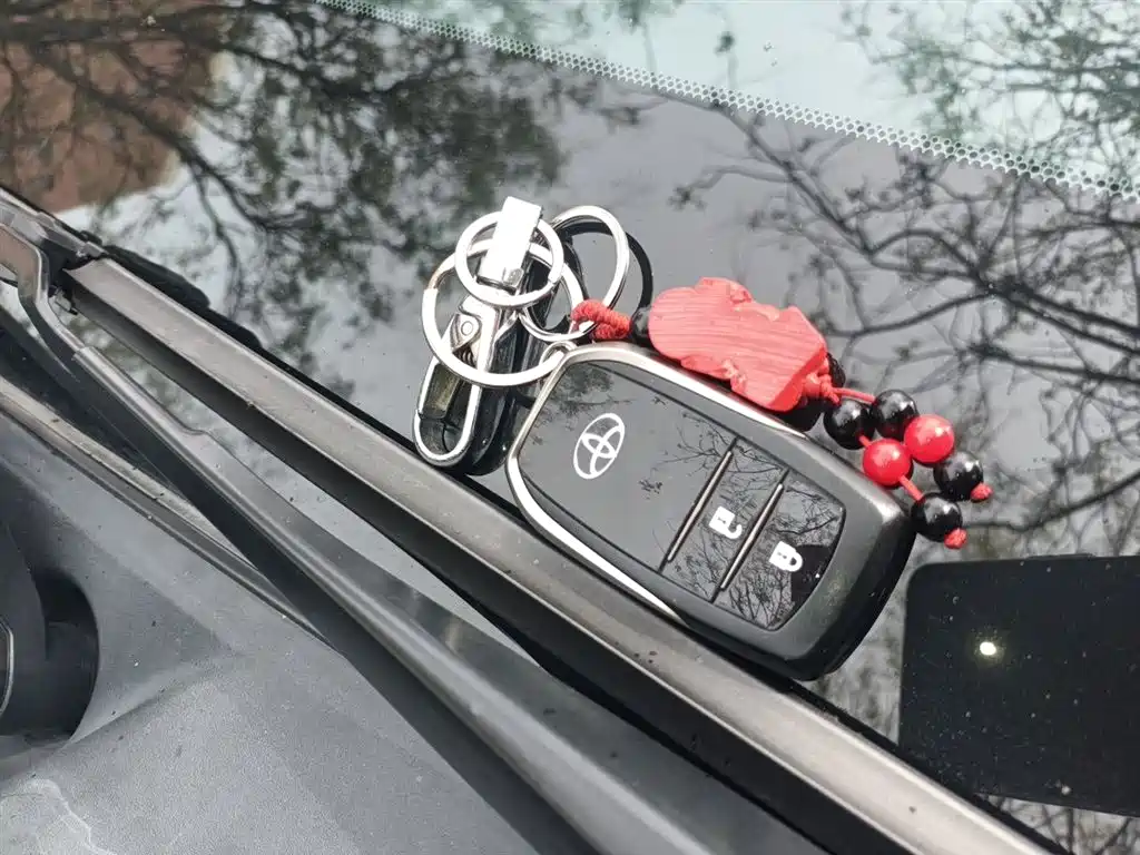 Toyota Highlander 2015 — фото 12