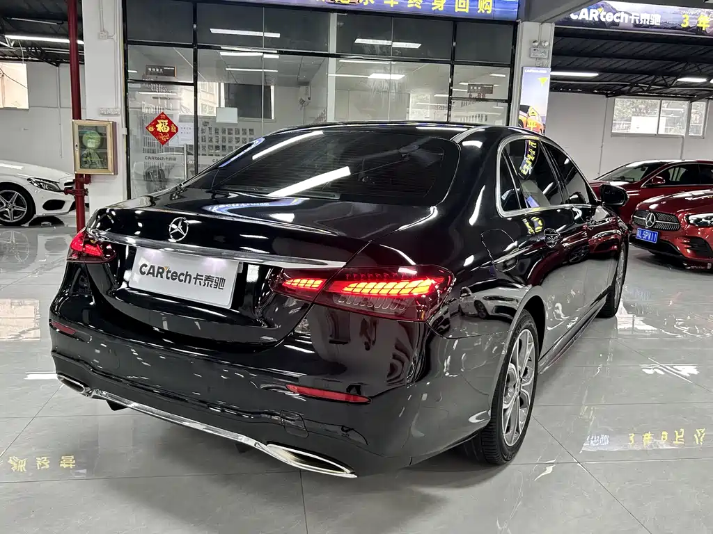 Mercedes-Benz E-Class 2022
