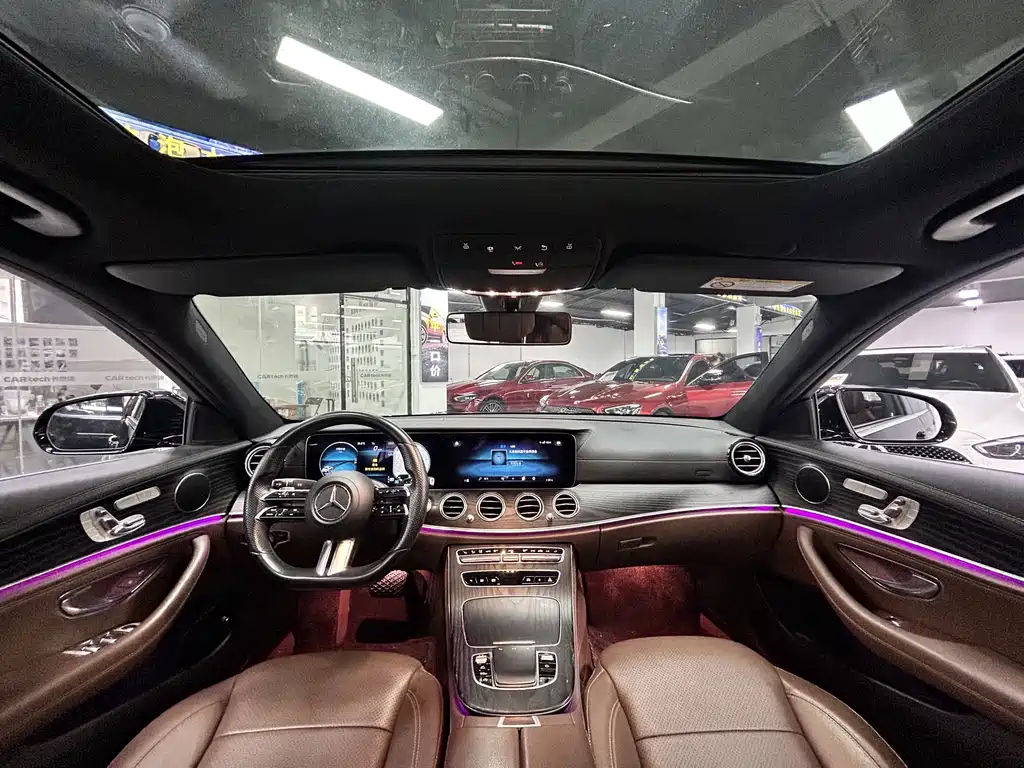 Mercedes-Benz E-Class 2022 — фото 12