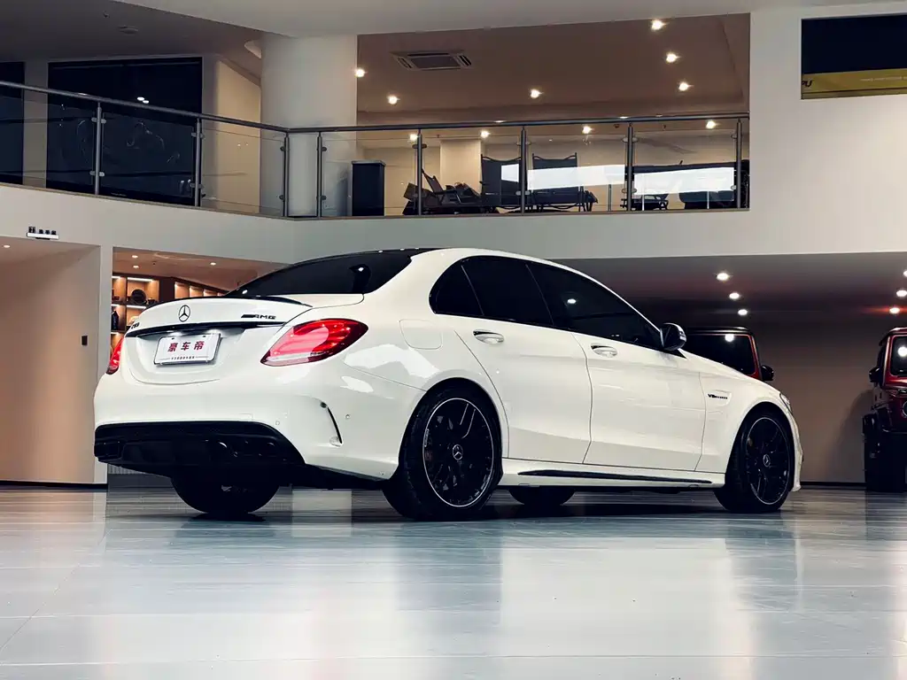 Mercedes-Benz C-Class AMG 2018 — фото 7