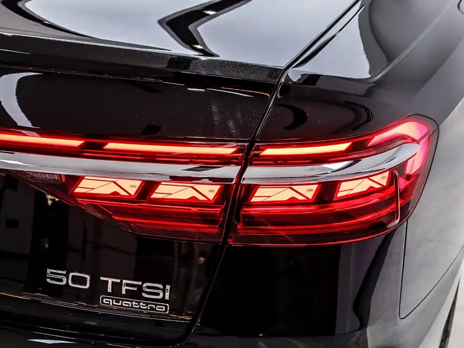 Audi A8 2024 — фото 11