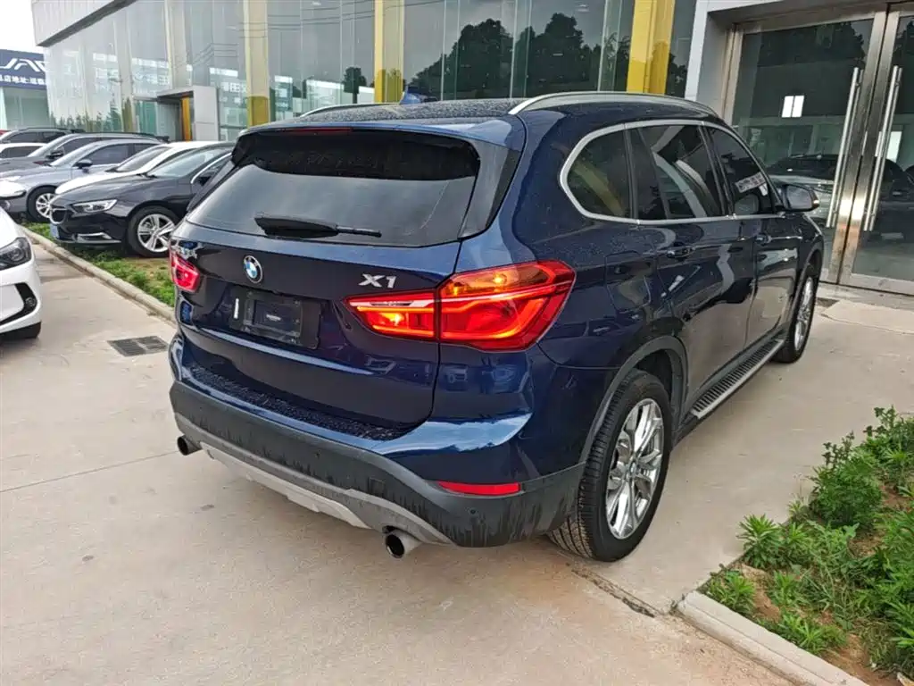 BMW X1 2018 — фото 7