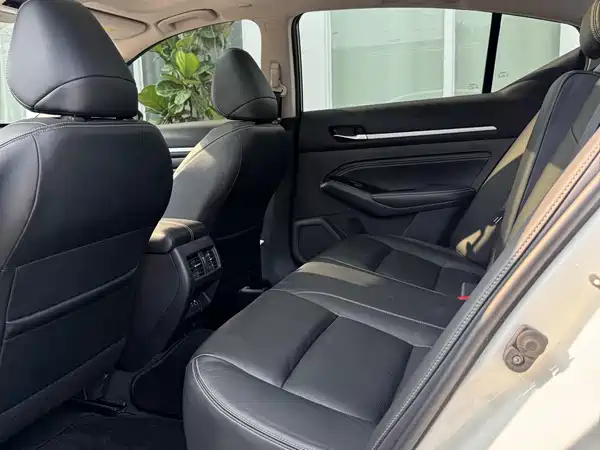 Nissan Teana 2020