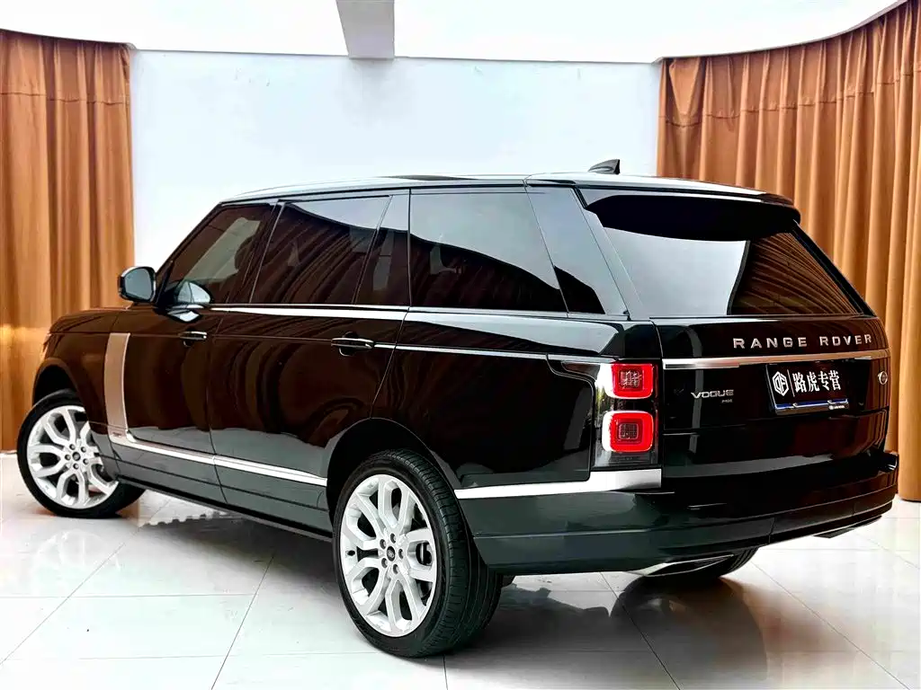 Land Rover Range Rover 2022 — фото 6