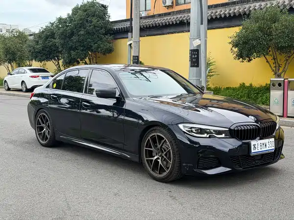 BMW 3 Series 2021