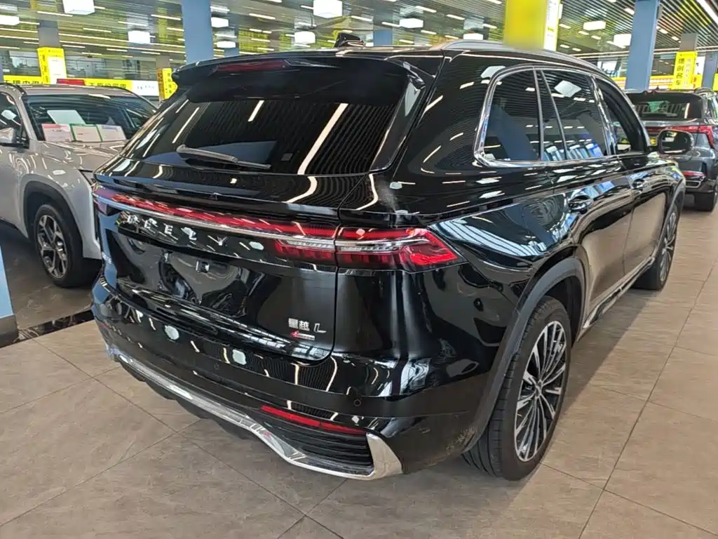 Geely Xingyue L 2025