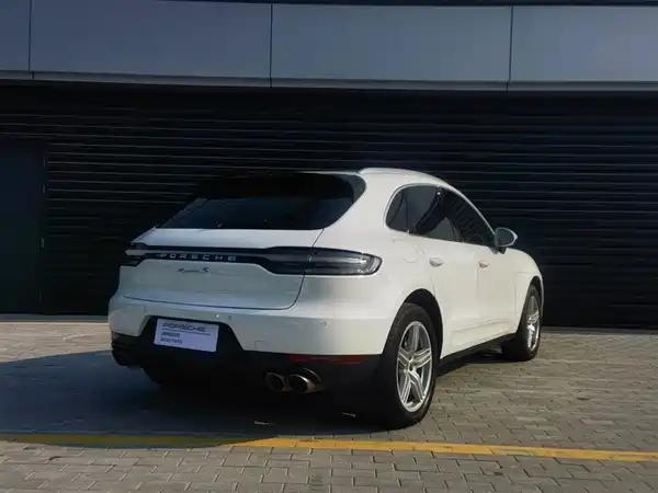 Porsche Macan 2014