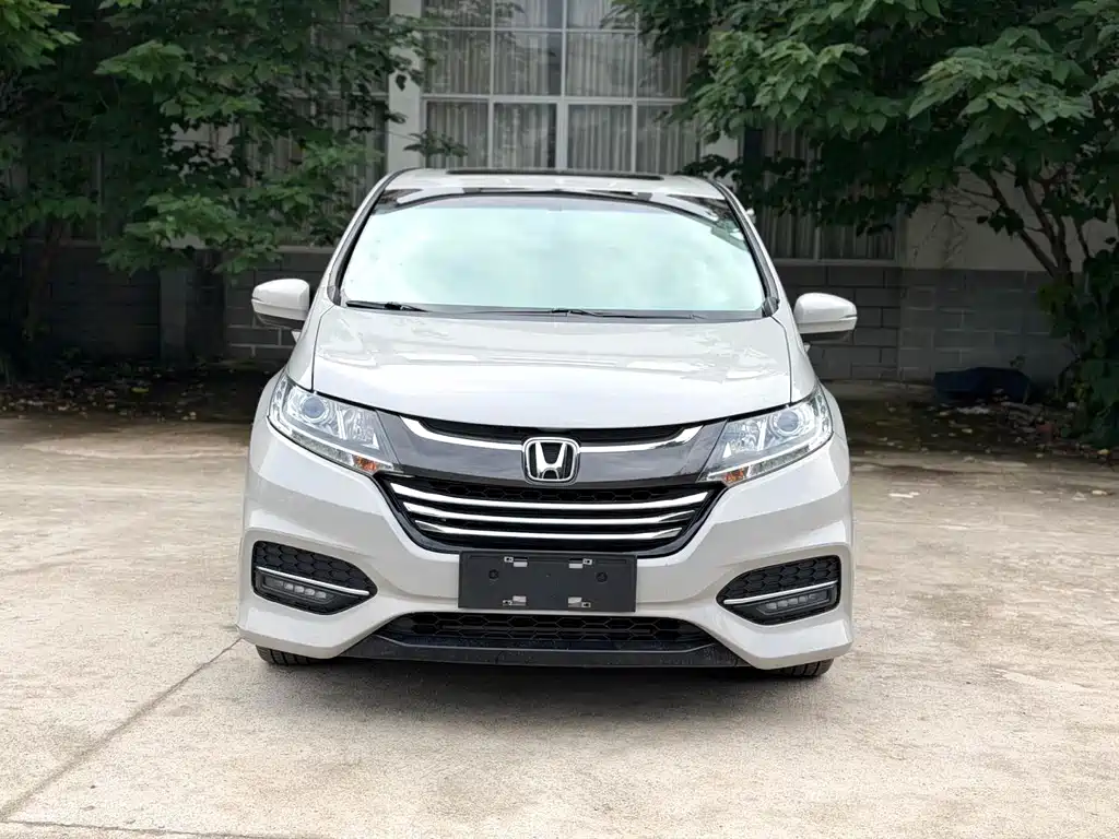 Honda Odyssey 2019 — фото 2