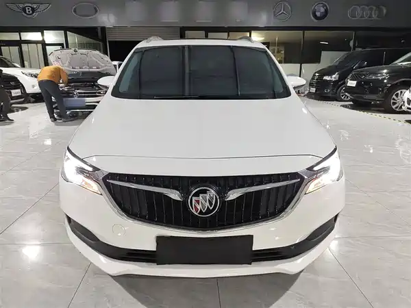Buick GL6 2021