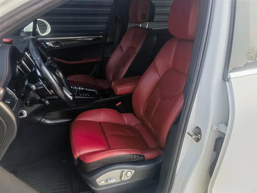 Porsche Macan 2015 — фото 7