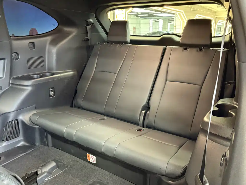 Toyota Crown Kluger 2023 — фото 12