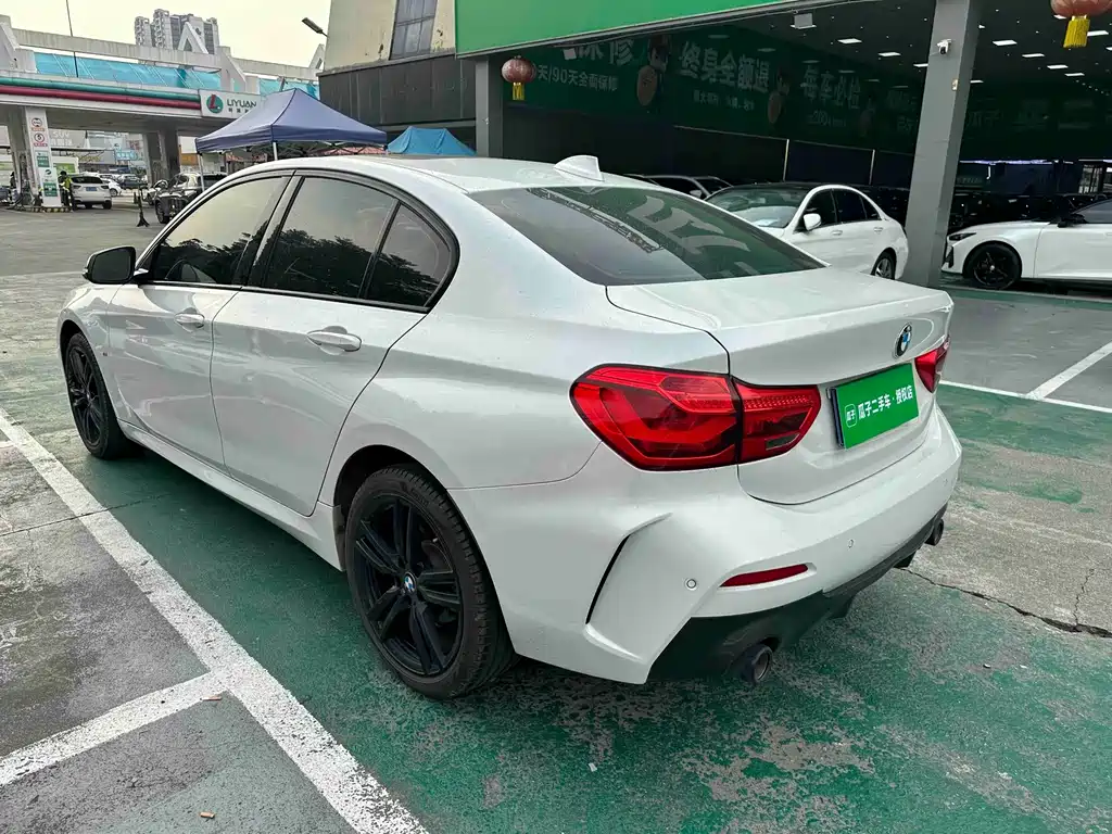 BMW 1 Series 2022