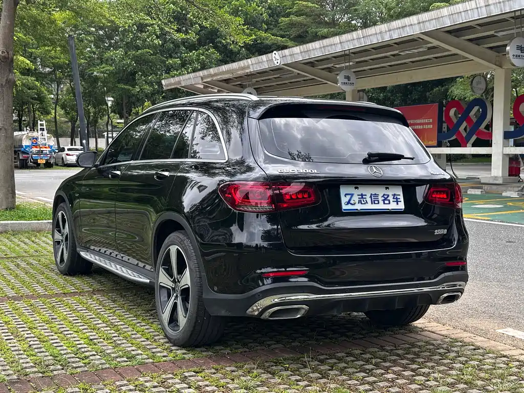Mercedes-Benz GLC 2022 — фото 6