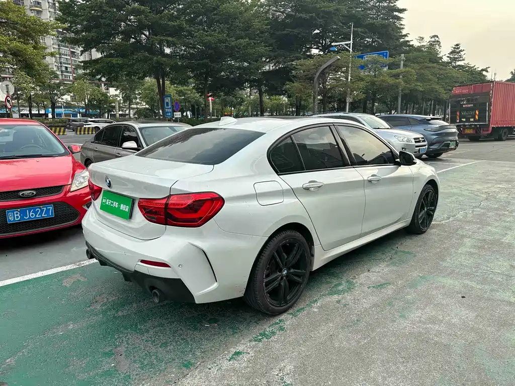 BMW 1 Series 2022
