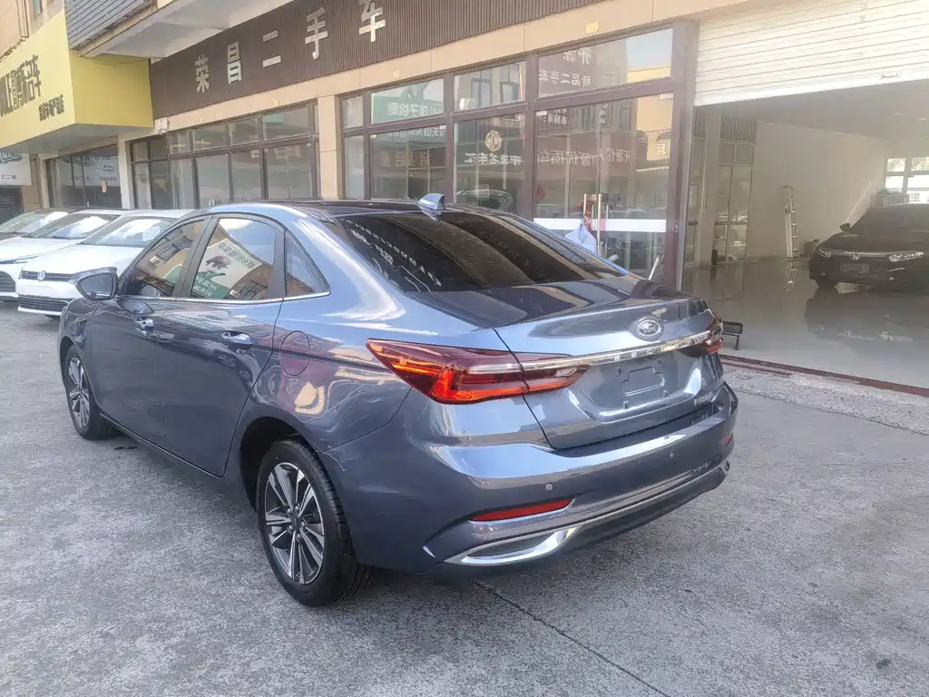 Ford Escort 2022