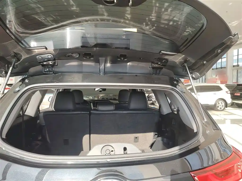 Toyota Highlander 2020 — фото 11