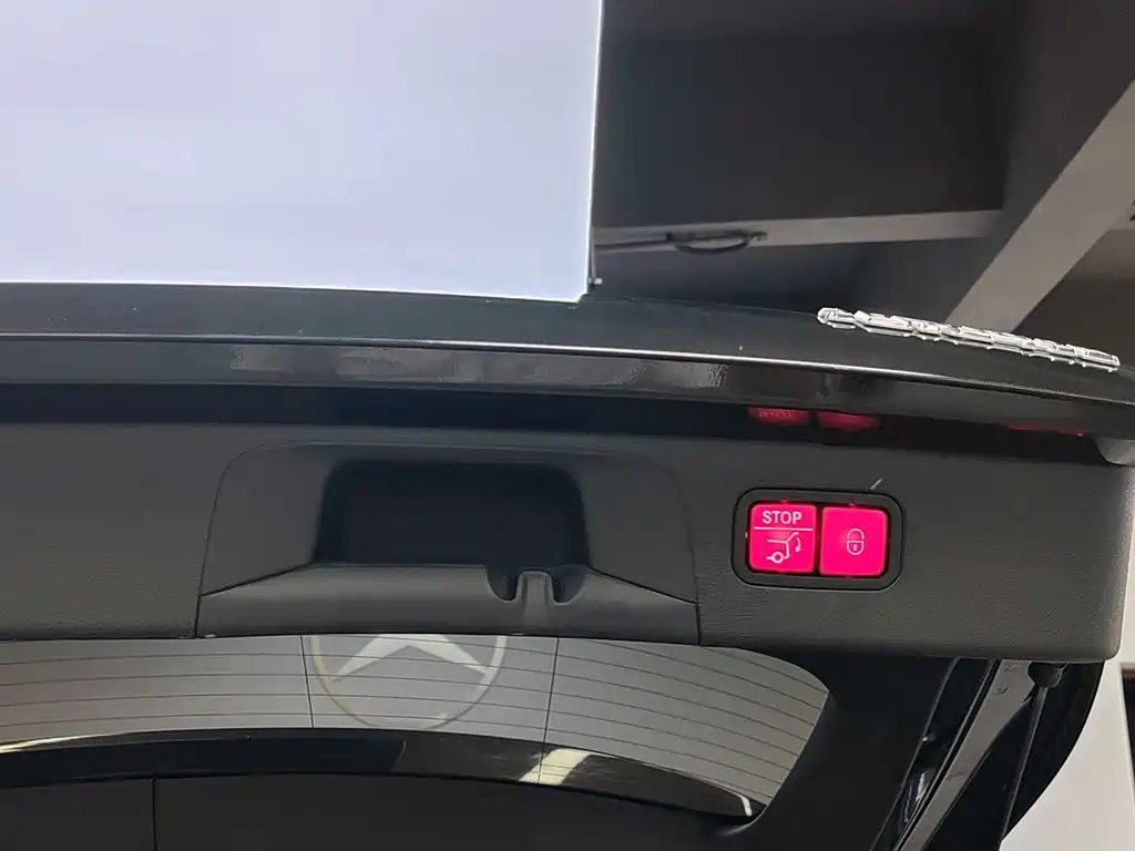 Mercedes-Benz GLC 2020 — фото 21