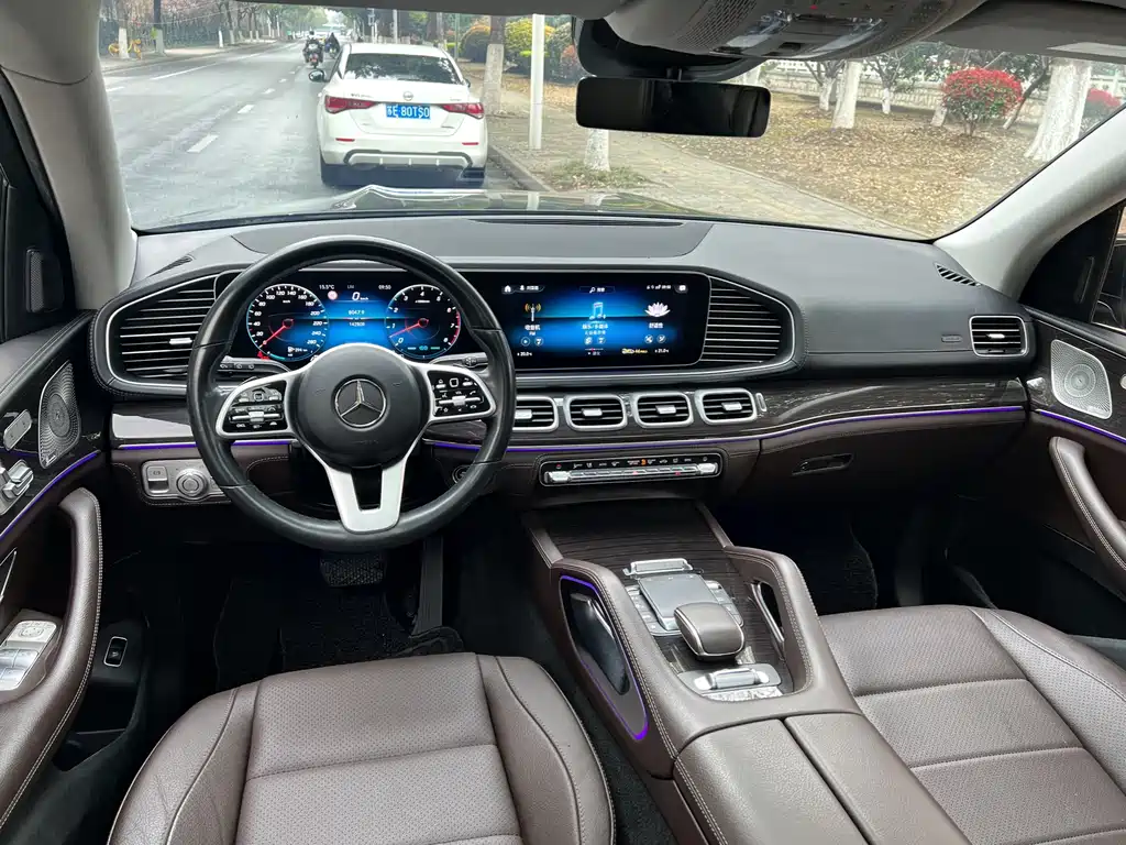Mercedes-Benz GLS 2021 — фото 16