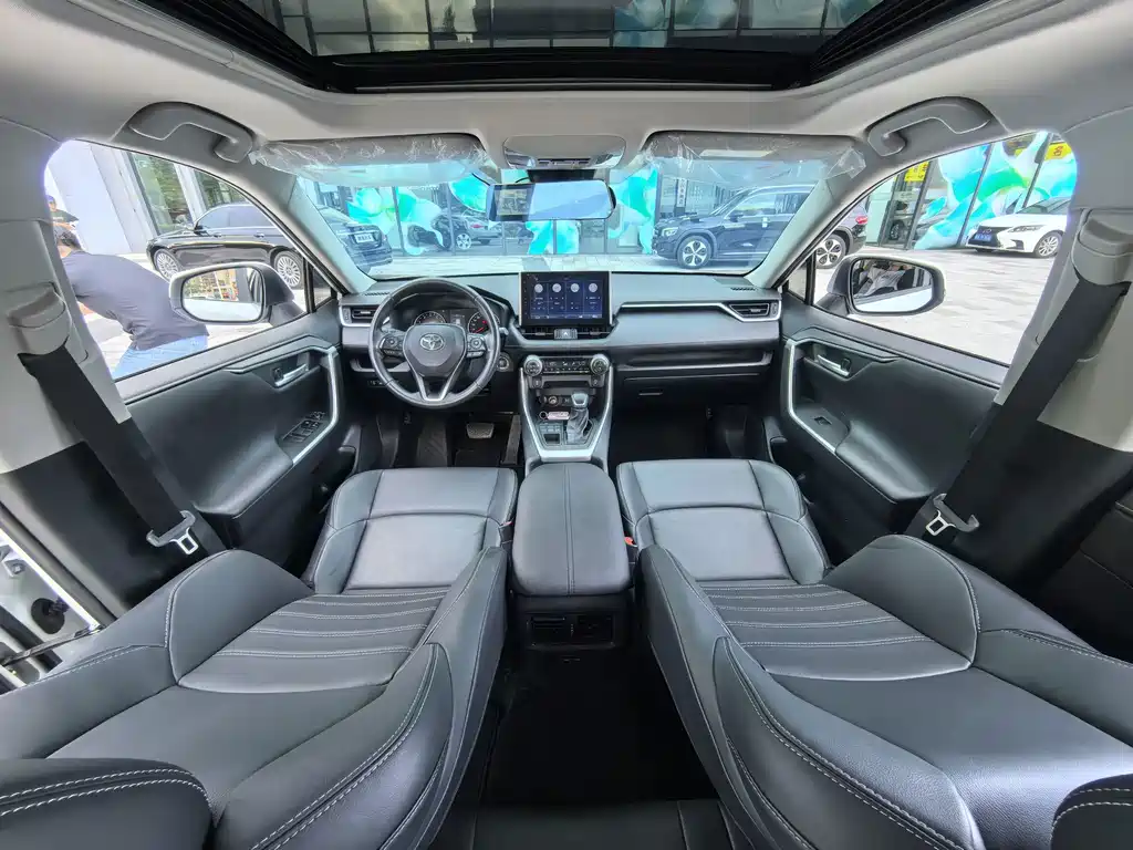 Toyota Wildlander 2022 — фото 18