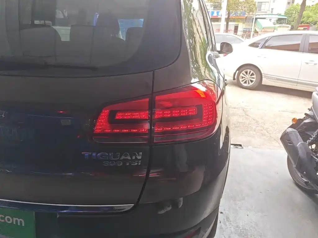 Volkswagen Tiguan 2016 — фото 8
