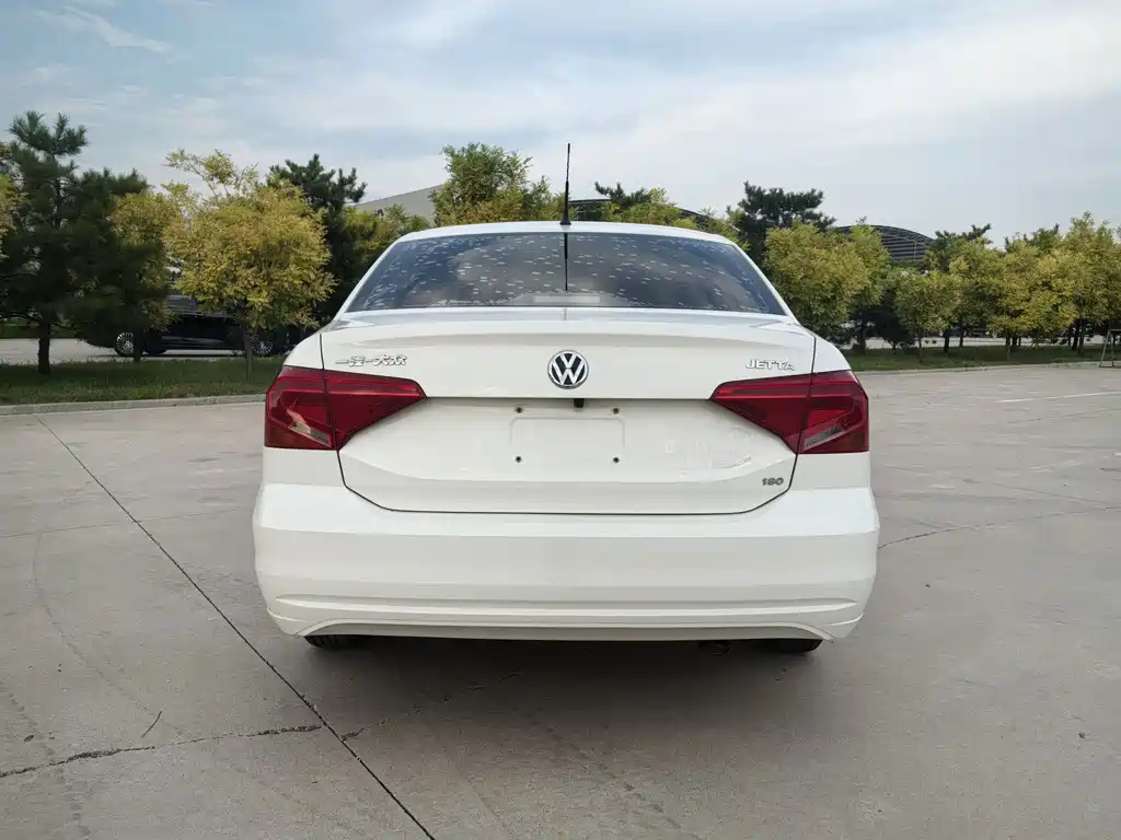 Volkswagen Jetta 2018