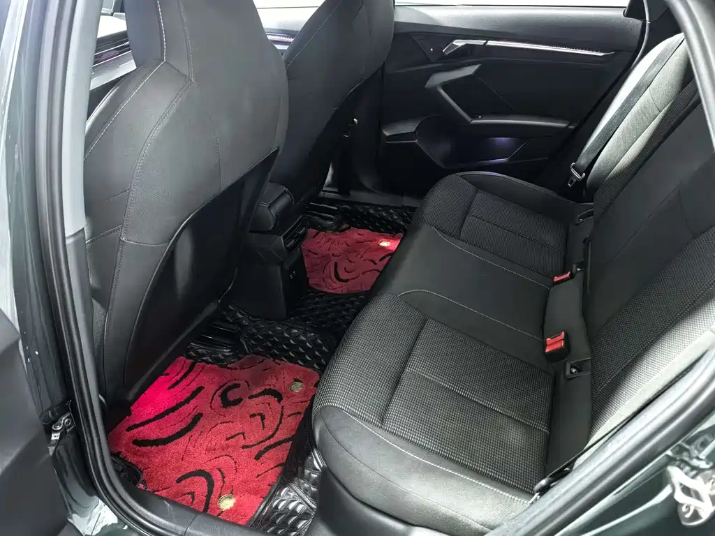 Audi A3 2021 — фото 6