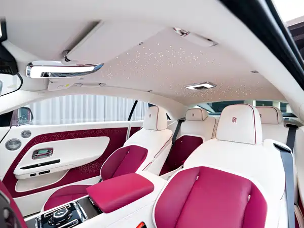 Rolls-Royce The Shining 2026